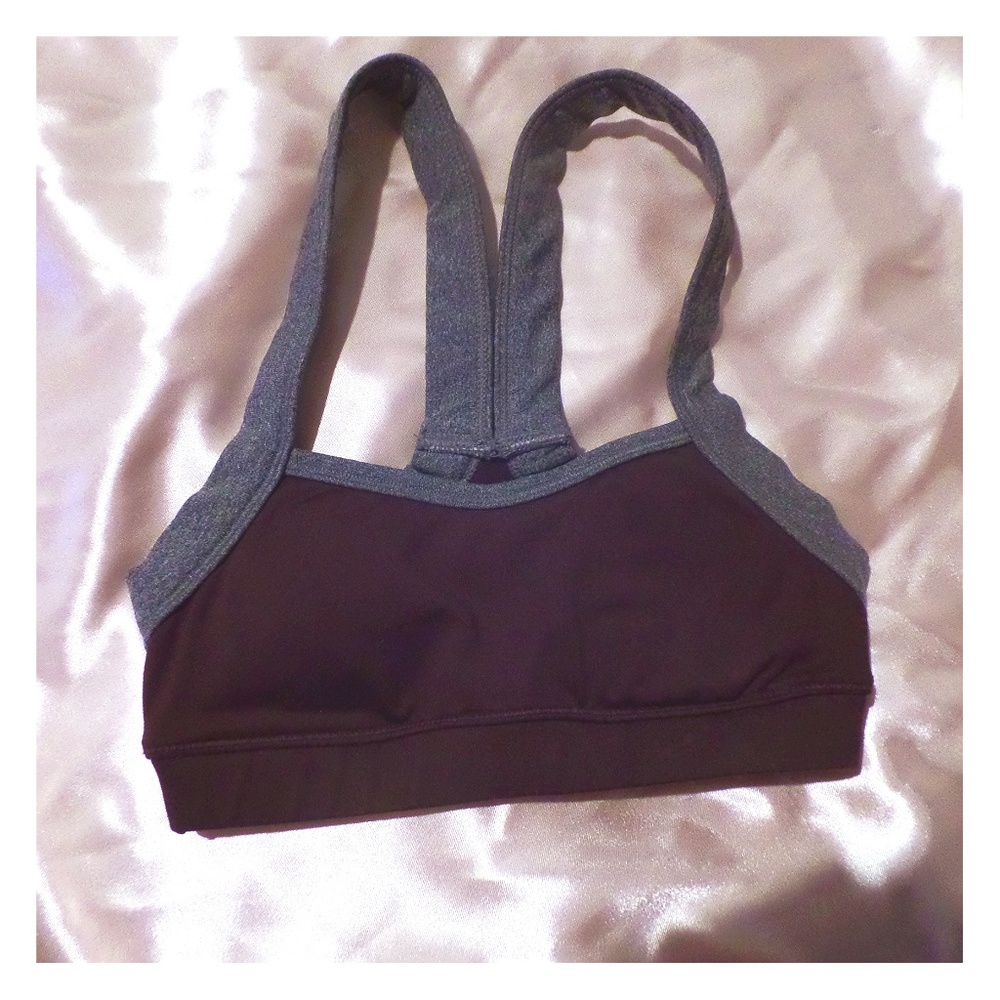 american eagle sports bra.